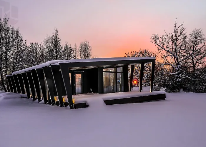 Tondikaku Holiday Home
